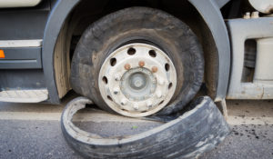 SS TRUCK TIRE REPAIRS